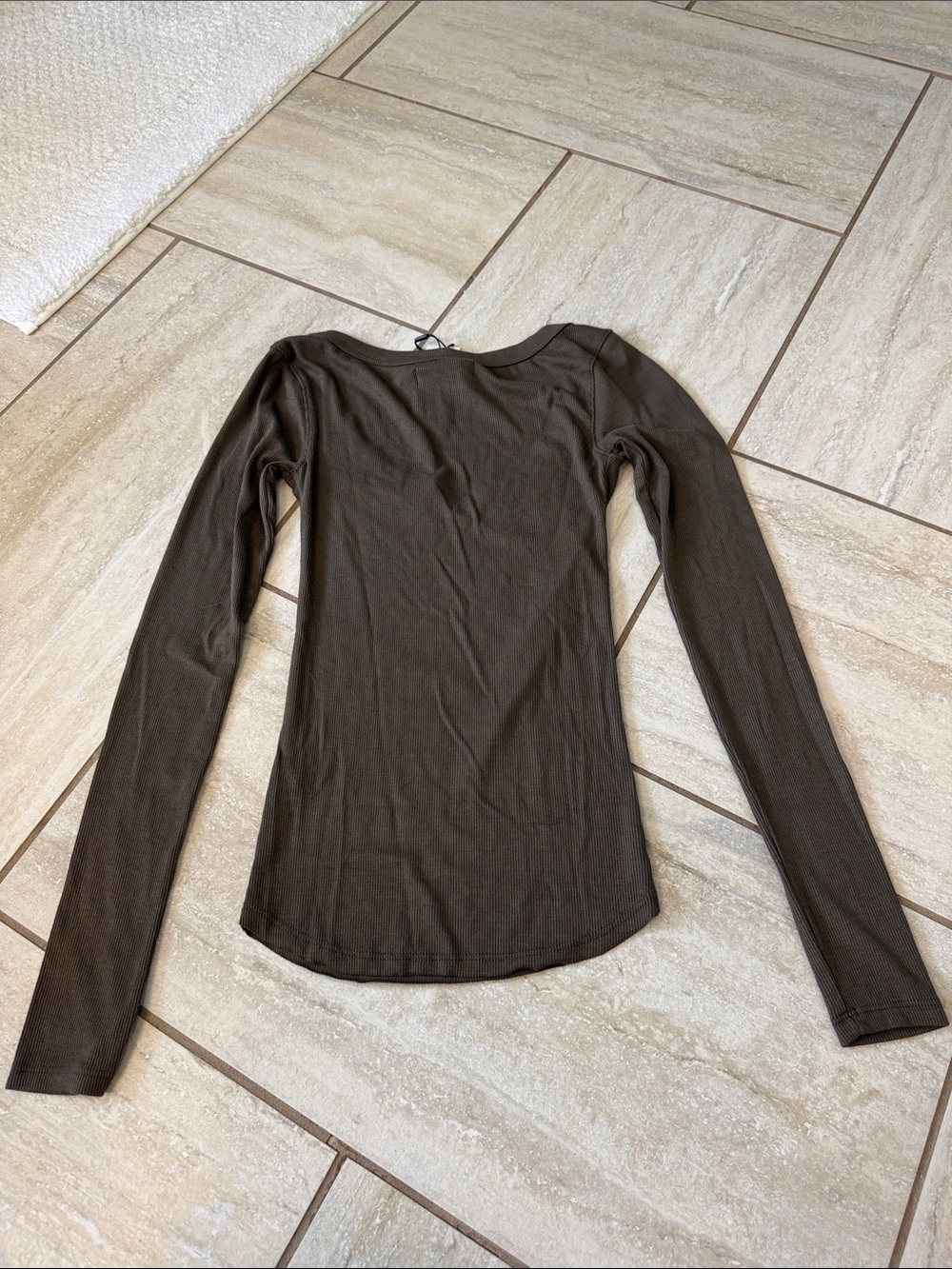NWT Joah Brown Henley Long Sleeve Top - Picture 10 of 16